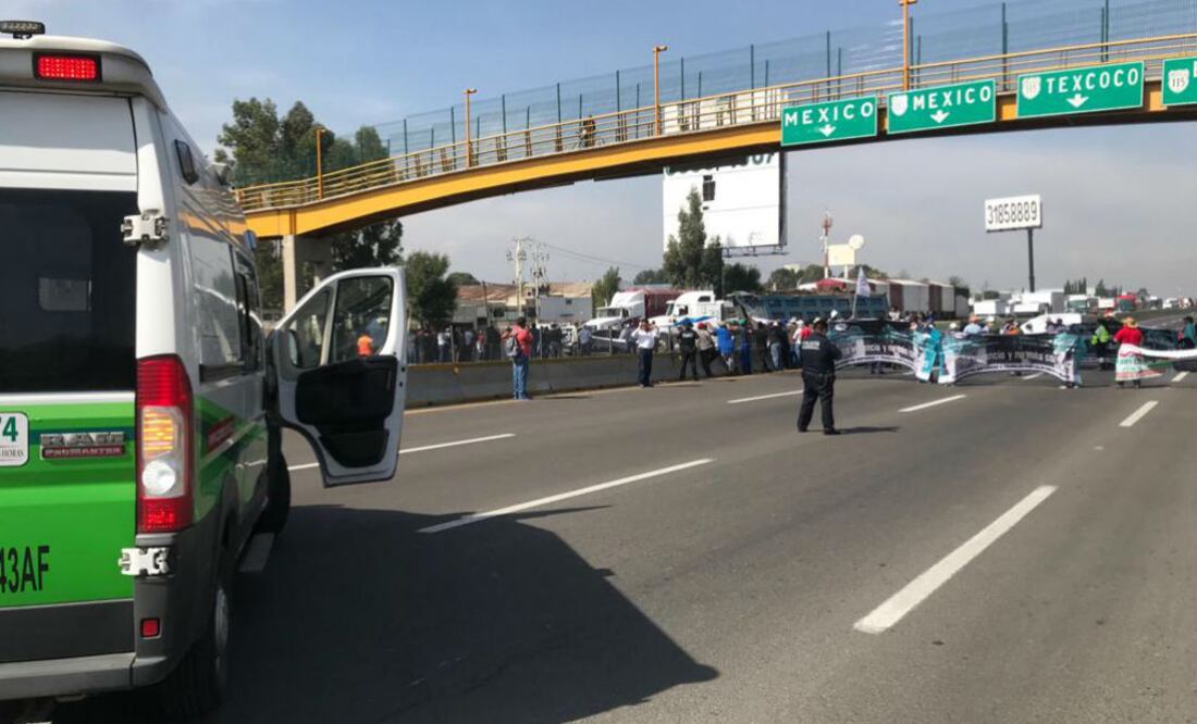 En la autopista México-Querétaro el bloque es en las inmediaciones de la caseta de Tepotzotlán, en ambos sentidos. FOTO: @PF_Carreteras