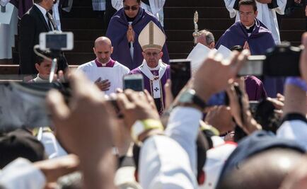 Papa no es la solución a todos los problemas de México: Lombardi
