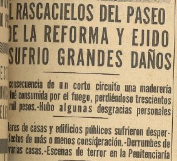 A su vez, El Gran Diario de México informaba que el rascacielos de Reforma había sufrido daños severos, por ello en diversas tomas de los años cuarenta el edificio se ve en plena construcción.Foto: Archivo Hemerográfico EL UNIVERSAL.