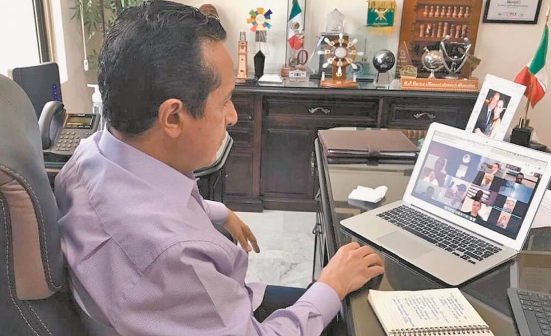 Carlos Joaquín González también dijo que el gobierno de Quintana Roo presentó la campaña de relanzamiento de los destinos turísticos del estado. Foto: Especial