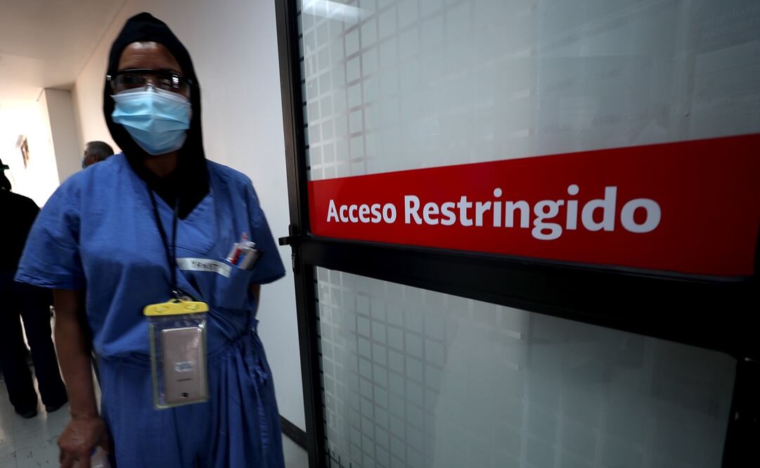 Instrucción es que ningún trabajador de salud en riesgo sea obligado a laborar: AMLO