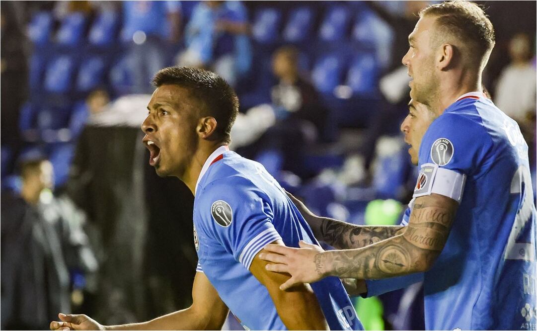 Cruz Azul rescató el empate con gol de Ángel Sepúlveda. FOTO: HUGO SALVADOR/ EL UNIVERSAL
