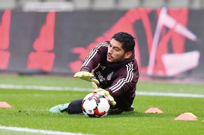 En el Tri siguen con los permisos