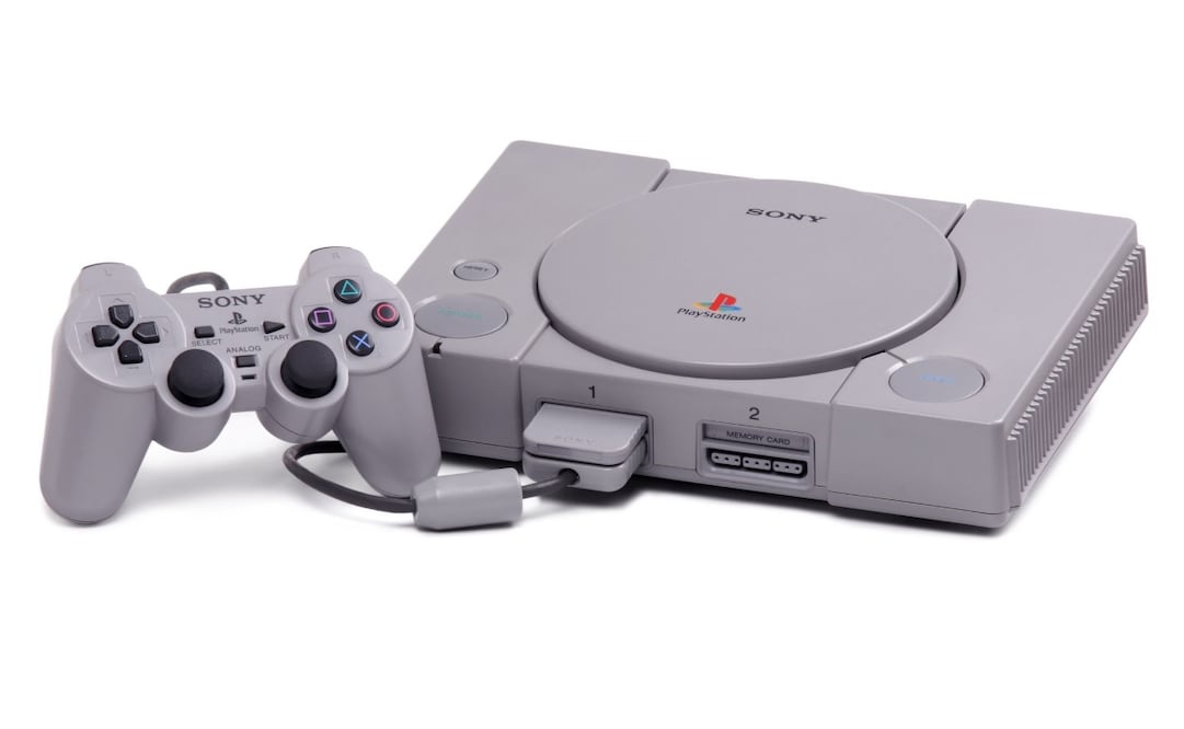 El crecimiento que ha experimentado PlayStation durante estos 25 años ha sido muy grande; la compañía ha ido evolucionando y adaptando sus consolas con las nuevas tecnologías
