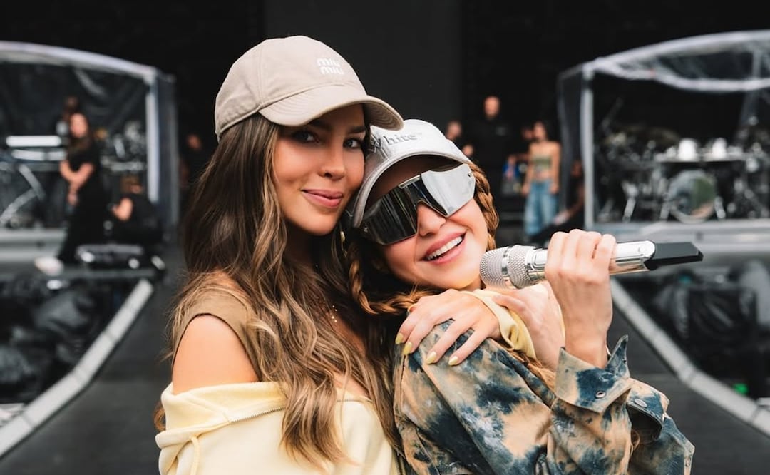 Belinda fue invitada especial en un concierto de Shakira. Foto: Especial. Instagram @shakira