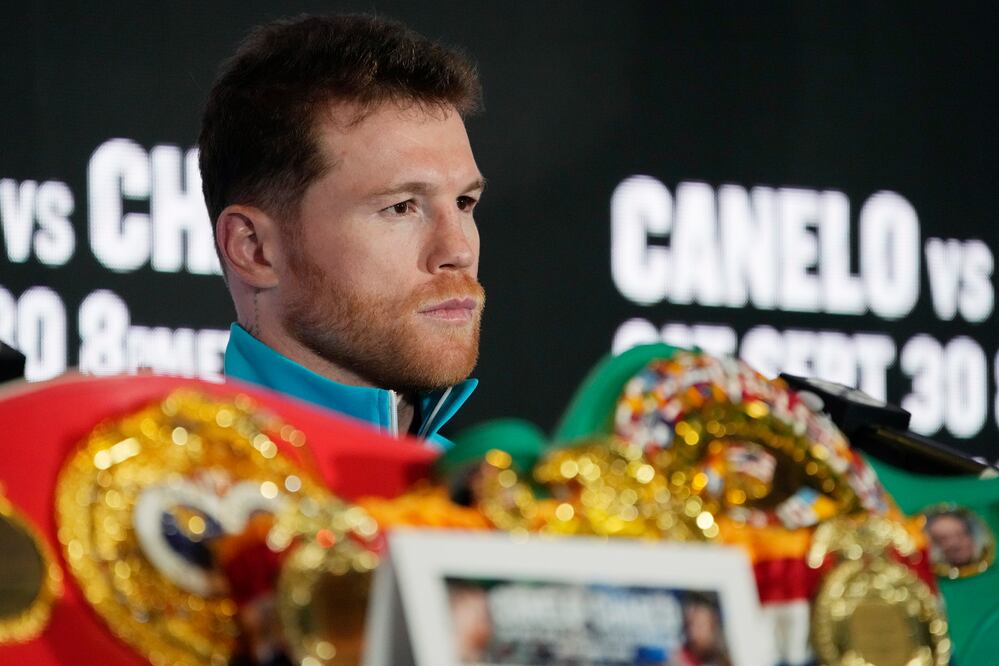 Canelo Álvarez en conferencia de prensa - Foto: AP