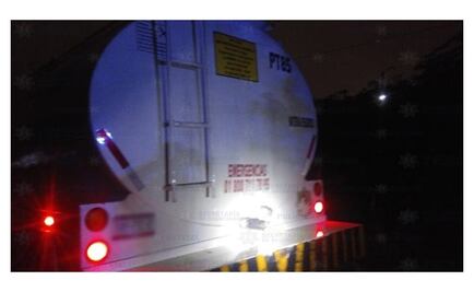 Hallan toma clandestina de gasolina en Tlalnepantla