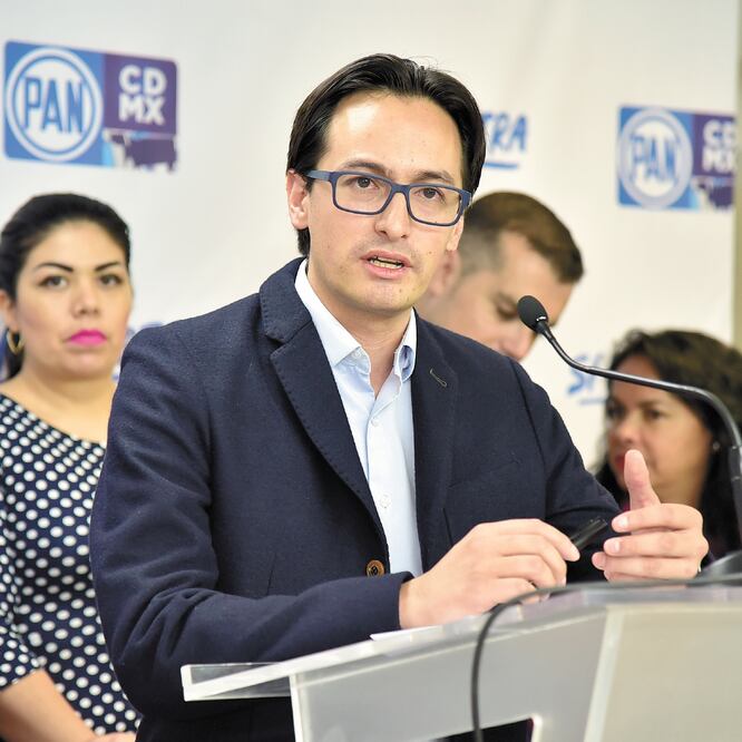 Andrés Atayde, líder del blanquiazul en la Ciudad de México, externó que vigilarán las acciones del Gobierno local en materia de seguridad. ESPECIAL