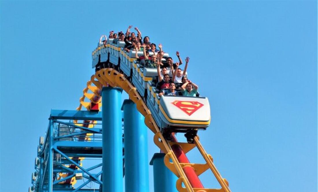 Six Flags es uno de los parques de diversiones más famosos en México. Foto: Six Flags