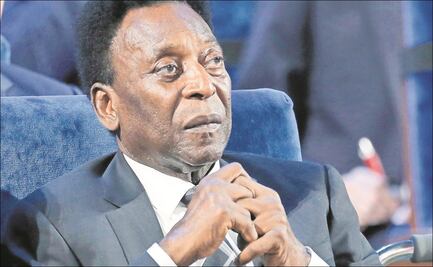 Pelé sufre depresión y está encerrado en su casa