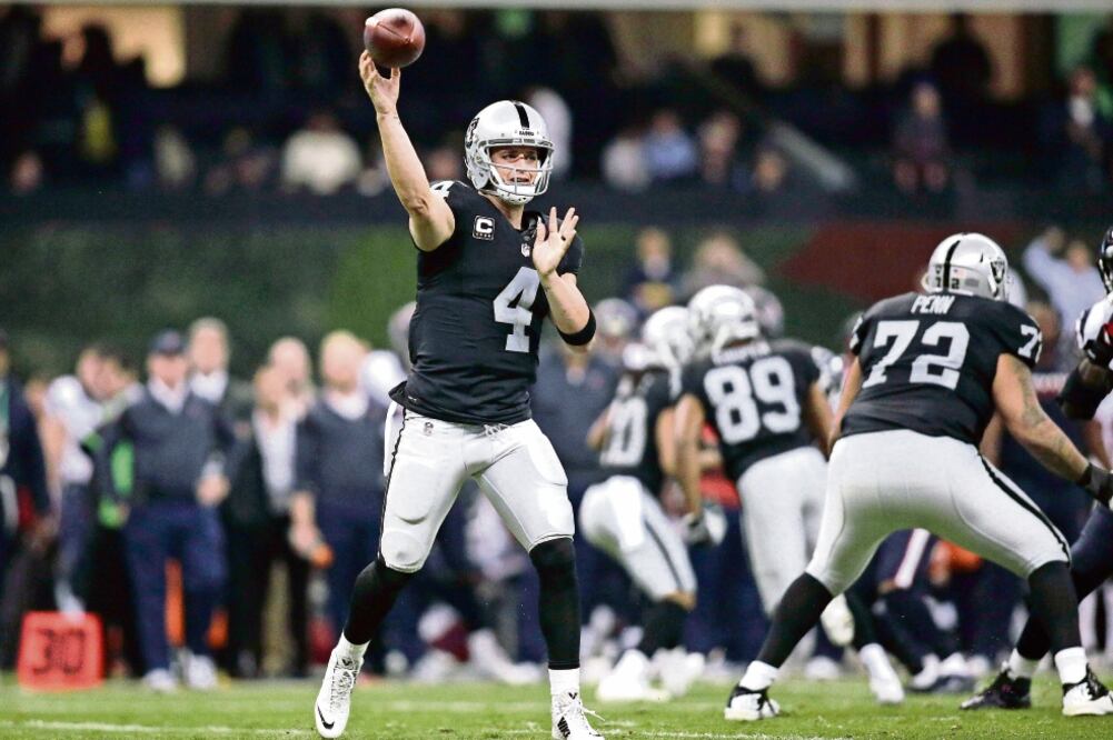 Raiders se presentó en el Estadio Azteca el mes pasado (USA TODAY SPORTS)