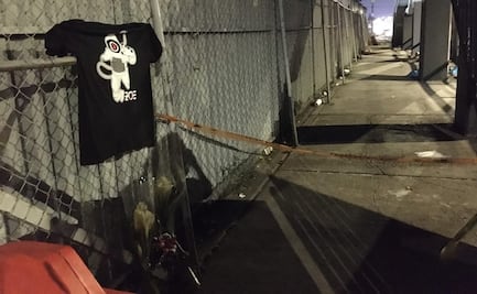 Colocan flores y playera de Zoé cerca de coladera donde hermanas murieron