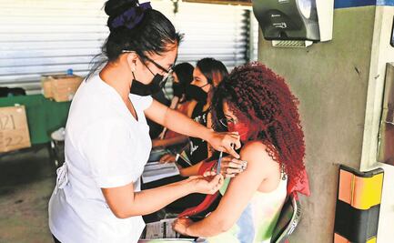 Ven incierta la tercera vacuna en México por falta de transparencia