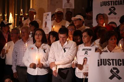 Candidatos de Morena en Guanajuato protestan en silencio por asesinato