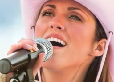 Anahí habló del estado de salud de su amigo Andrés García y así fue su último contacto