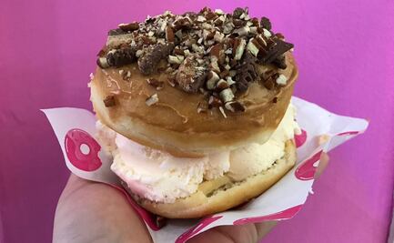 ¡Alerta foodporn! Descubre estas donas rellenas de helado y toppings golosos