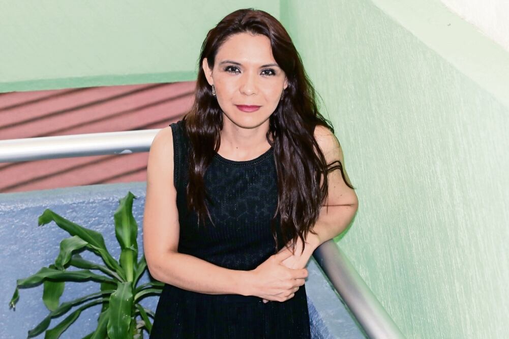 Mónica Ávila, procuradora de protección, dice que lo ideal es que la familia de origen o extendida acoja a los infantes (BERENICE FREGOSO. EL UNIVERSAL)