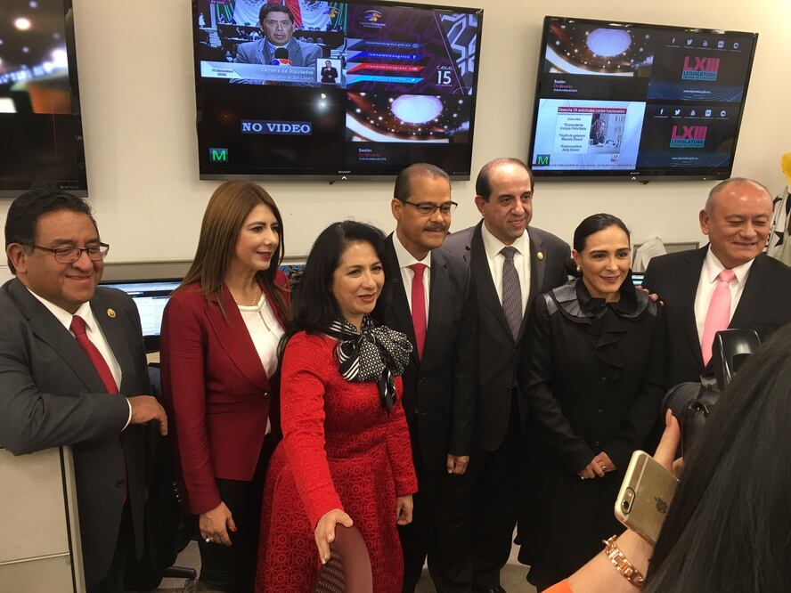 Sólo ocho diputados de 250 del PRI-Verde anunciaron que rechazarán la entrega del 'bono secreto' (Foto: Horacio Jiménez / EL UNIVERSAL)