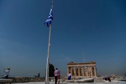 El calor no da tregua y Grecia cierra la Acrópolis por segundo día consecutivo