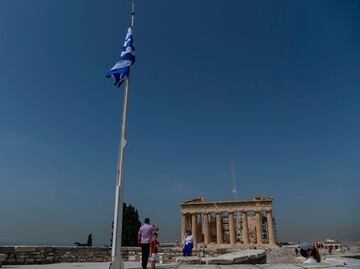 El calor no da tregua y Grecia cierra la Acrópolis por segundo día consecutivo
