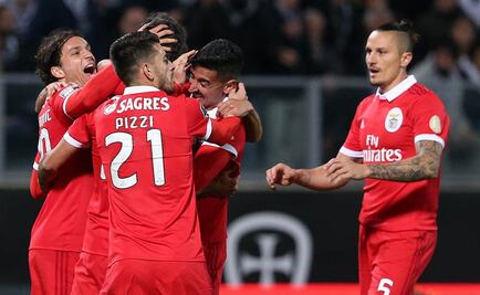 Jiménez tiene minutos con Benfica ante Guimarães