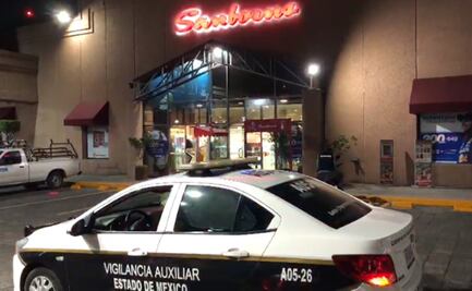 Roban 2 jóvenes joyería de Sanborns en la Venustiano Carranza