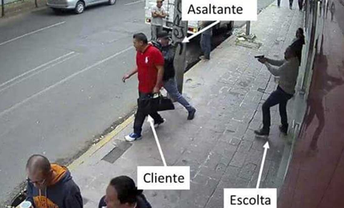 “Se presentó con su defensor de oficio, se le recabó la declaración, comentó cómo estuvieron los hechos, coincide con la versión que tenemos en las imágenes, en los videos”, dijo Edmundo Garrido.Foto: Captura de video