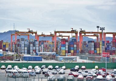 Retroceden exportaciones mexicanas, pero avanzan las importaciones en agosto