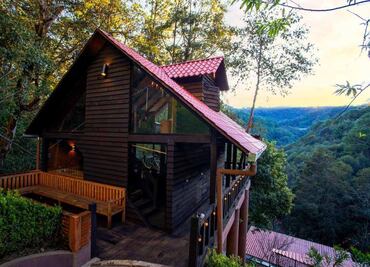 Cabañas Tejería: escapada romántica a un bosque de niebla
