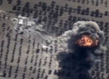 France bombs Islamic State training camp in Syria