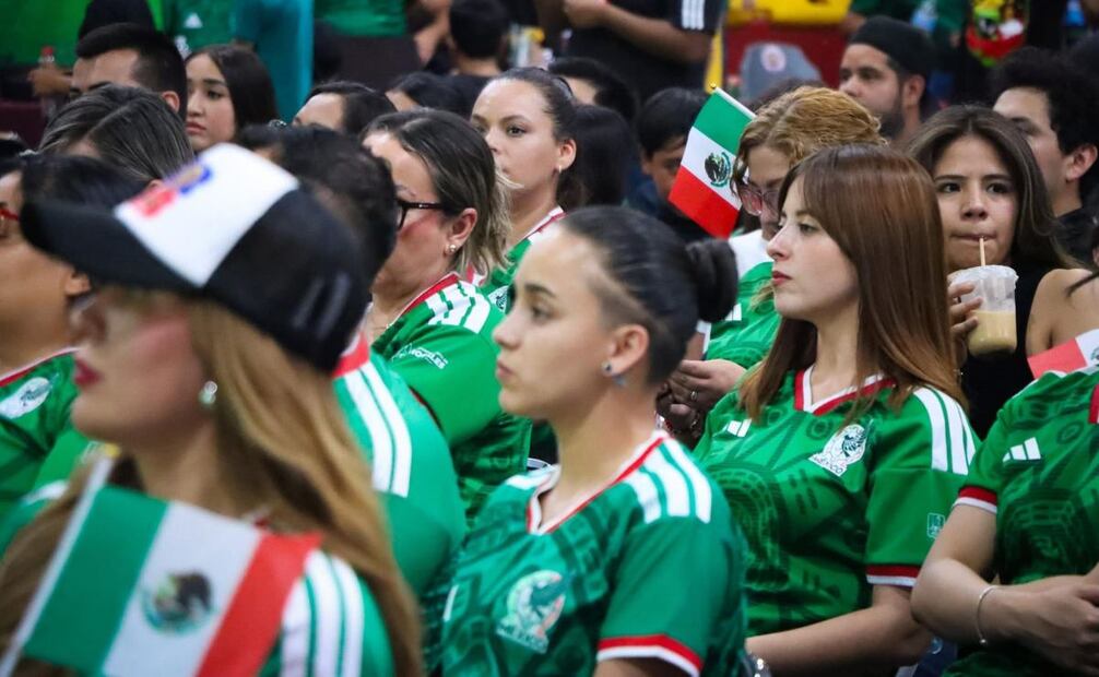 La pasión por el fútbol se apoderó este jueves de Hermosillo durante el arranque de la Copa Mundial 2026. 
Foto: Especial.