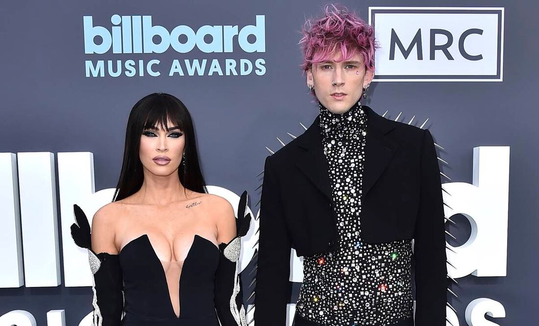 Megan Fox y Machine Gun Kelly. AFP.