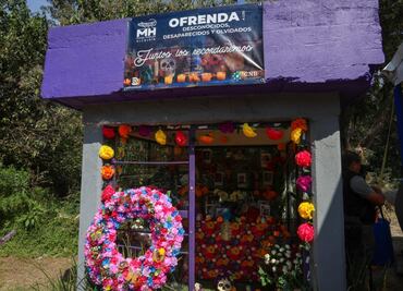 Conmemoran en Panteón de Dolores a personas que fueron sepultadas en la fosa común