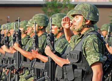 Morena exhorta a senadores dejar “politiquería” y votar por ampliación del Ejército en las calles