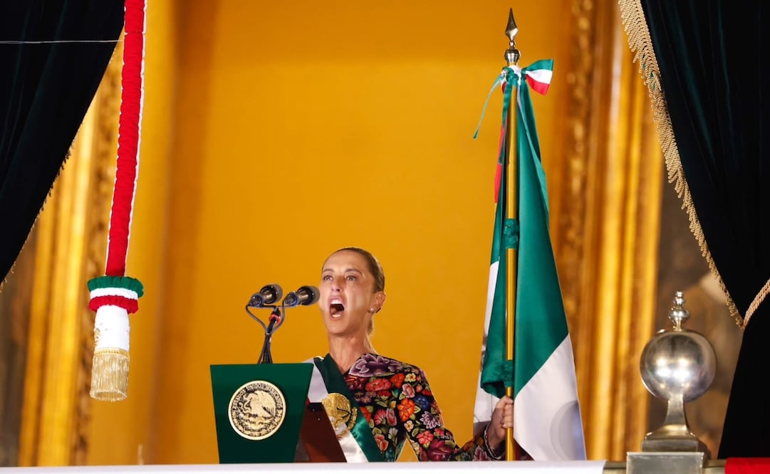 La presidenta de México, Claudia Sheinbaum Pardo, encabezó el Grito de Independencia, el 15 de septiembre de 2026. Foto: Diego Israel/ EL UNIVERSAL