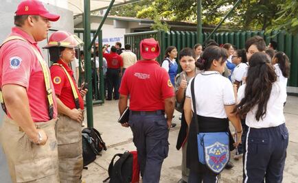 Suspenden clases en Villahermosa por olor a combustible