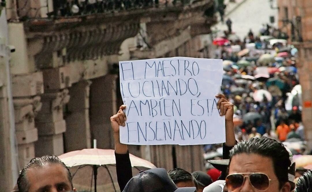 Más de 20 mil maestros protestaron en la capital de Zacatecas para exigir mejoras en sus condiciones laborales, el pasado lunes 17 de febrero. Foto: Esther Consuegra / EL UNIVERSAL