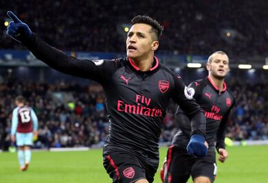 Alexis Sánchez le da el triunfo al Arsenal 
