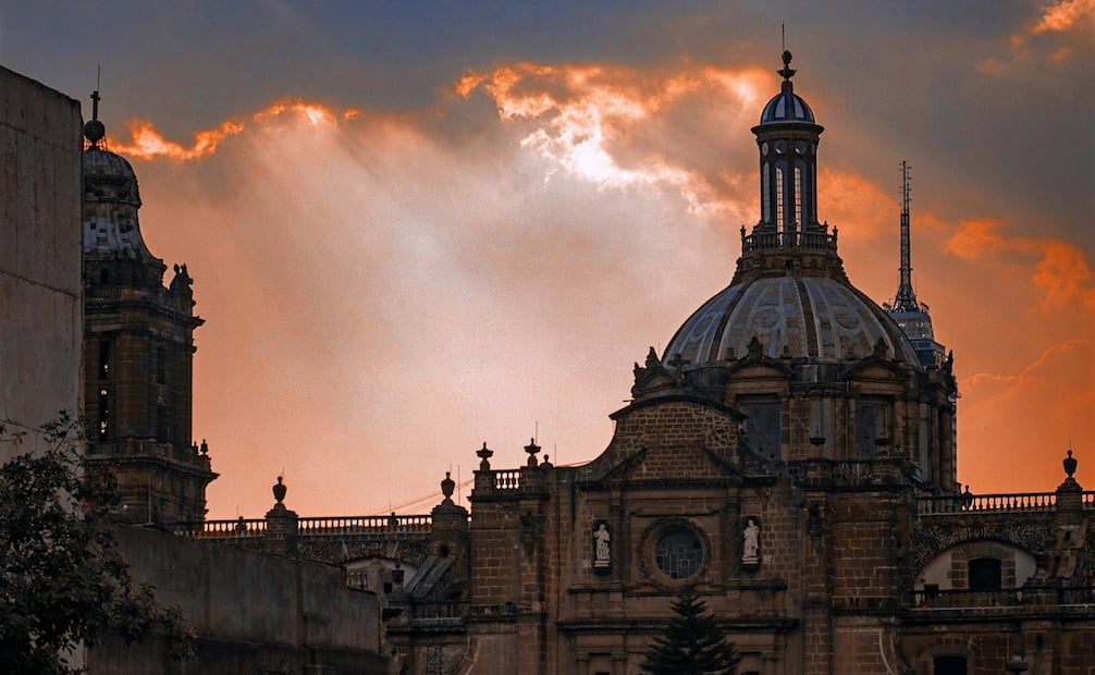 Durante la visita, podrás apreciar la arquitectura de la Catedral Metropolitana. Foto: Pexels