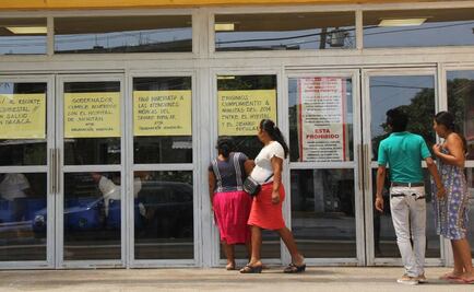 Empleados de salud cumplen 15 días en paro en Oaxaca