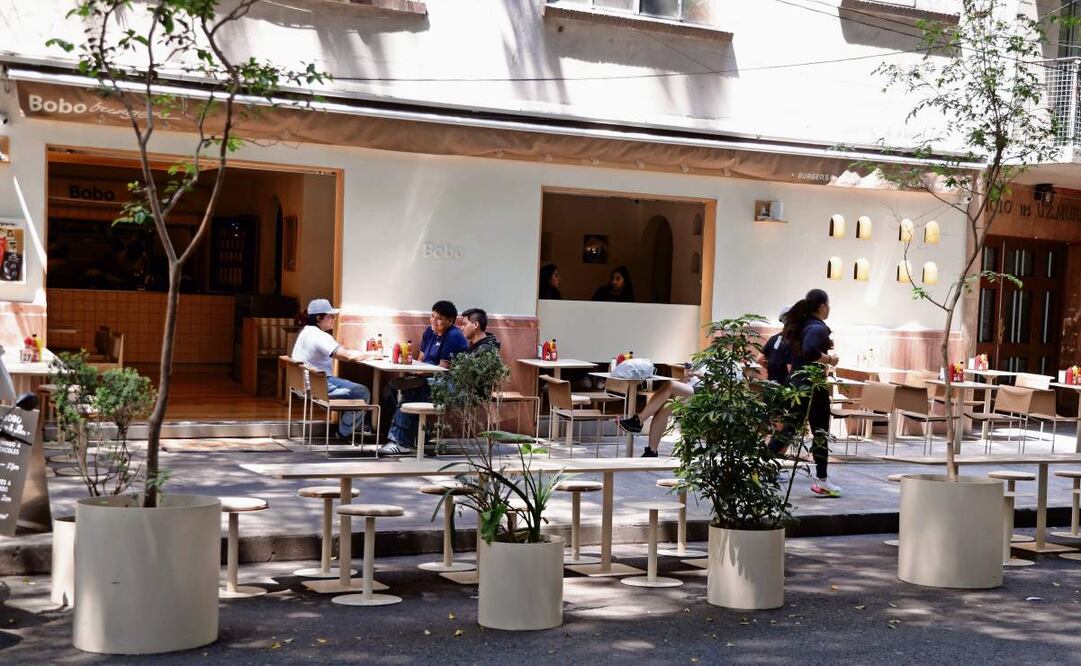 En junio de 2020, el gobierno central anunció el programa Ciudad al Aire Libre, para permitir el consumo en el exterior de los restaurantes. (26/03/2025) Foto: Carlos Mejía | El Universal