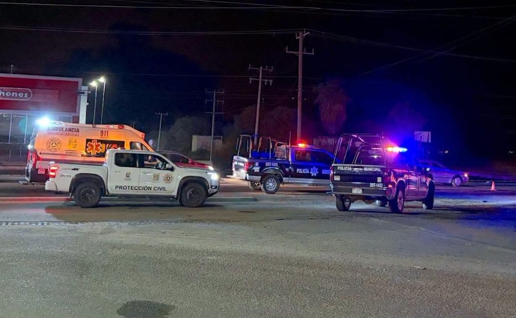 Agentes de Investigación Criminal y peritos en incendios y explosivos realizaron el procesamiento de ambos sitios para recabar indicios. | Foto: Especial.