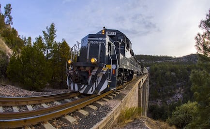 Por fuertes lluvias, suspenden corridas del "Chepe"