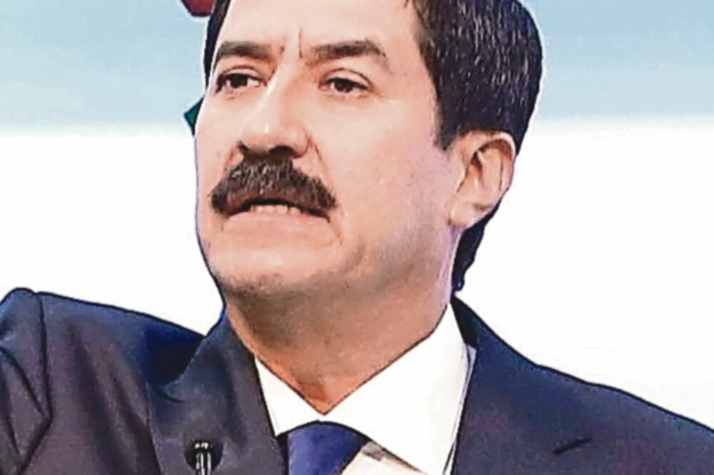 Javier Corral ya tuvo su primer desacuerdo