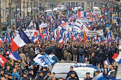 En plena crisis, avanza derecha en Europa