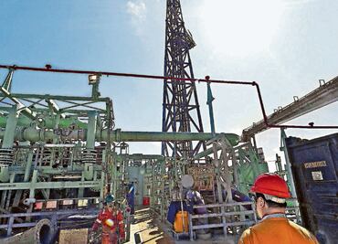 Huachicoleo no da tregua a 4T: crimen perfora 33 ductos por día