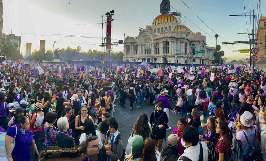 Foto: Germán Espinosa/El Universal/ Contingente a la marcha 8M en Bellas Artes