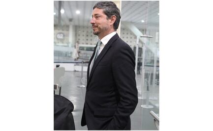 Tras ser expulsado de Perú, embajador Pablo Monroy llega a México 