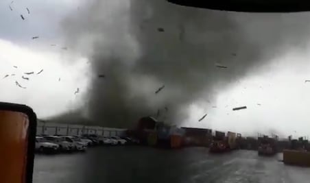 Fallecen dos por tornado en Nuevo León; también hay 5 heridos