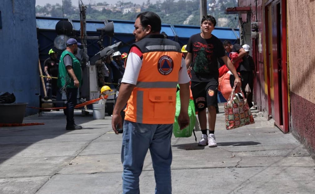 Vecinos de la calle Jacinto, en la colonia Minas de Cristo, alcaldía Álvaro Obregón, retiraron algunas de sus pertenencias de sus viviendas, que serán demolidas.
14 de septiembre de 2026
Foto: Fernanda Rojas/ El Universal